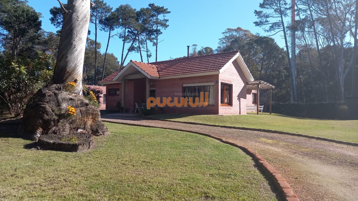Casa en Punta Ballena, Portezuelo Bosque