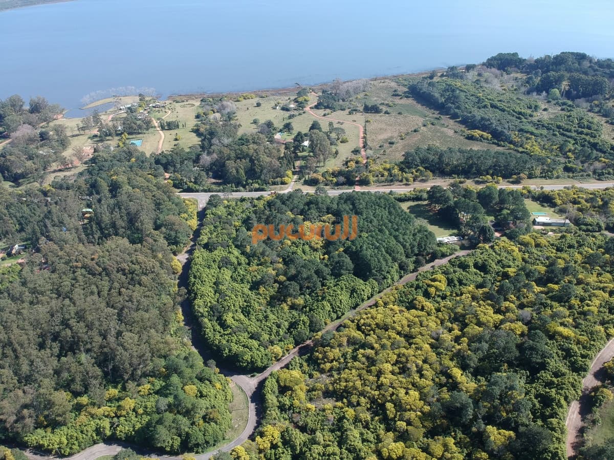 Terreno en Las Cumbres.