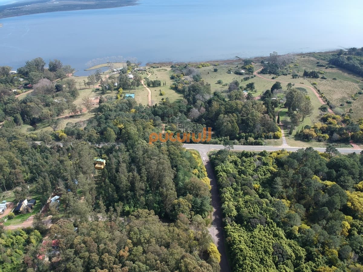 Terreno en Las Cumbres.