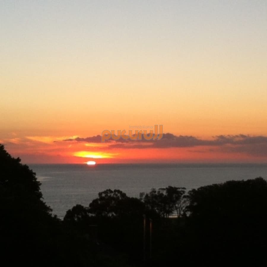 En exclusividad!! Excepcional vista a las puestas del Sol!!!