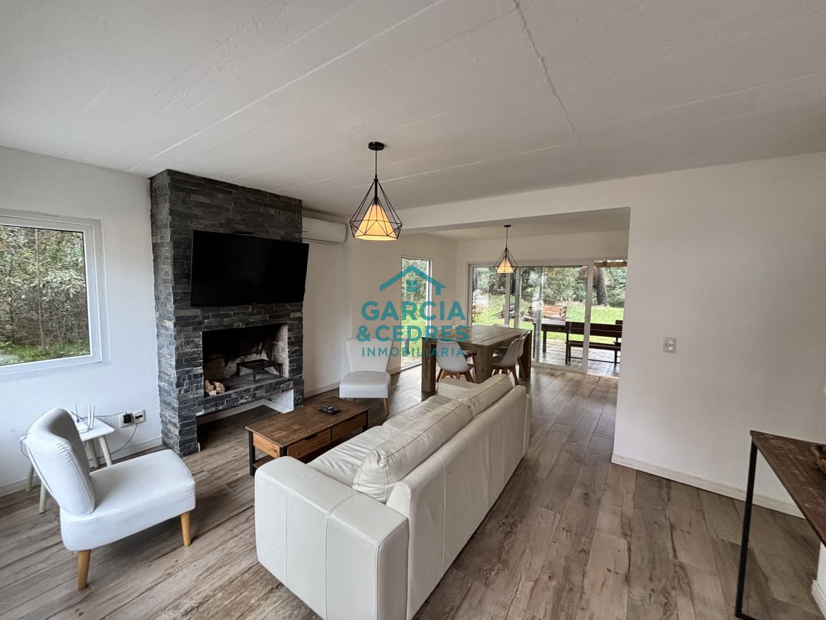 Casa en Punta Ballena, Complejo Solanas