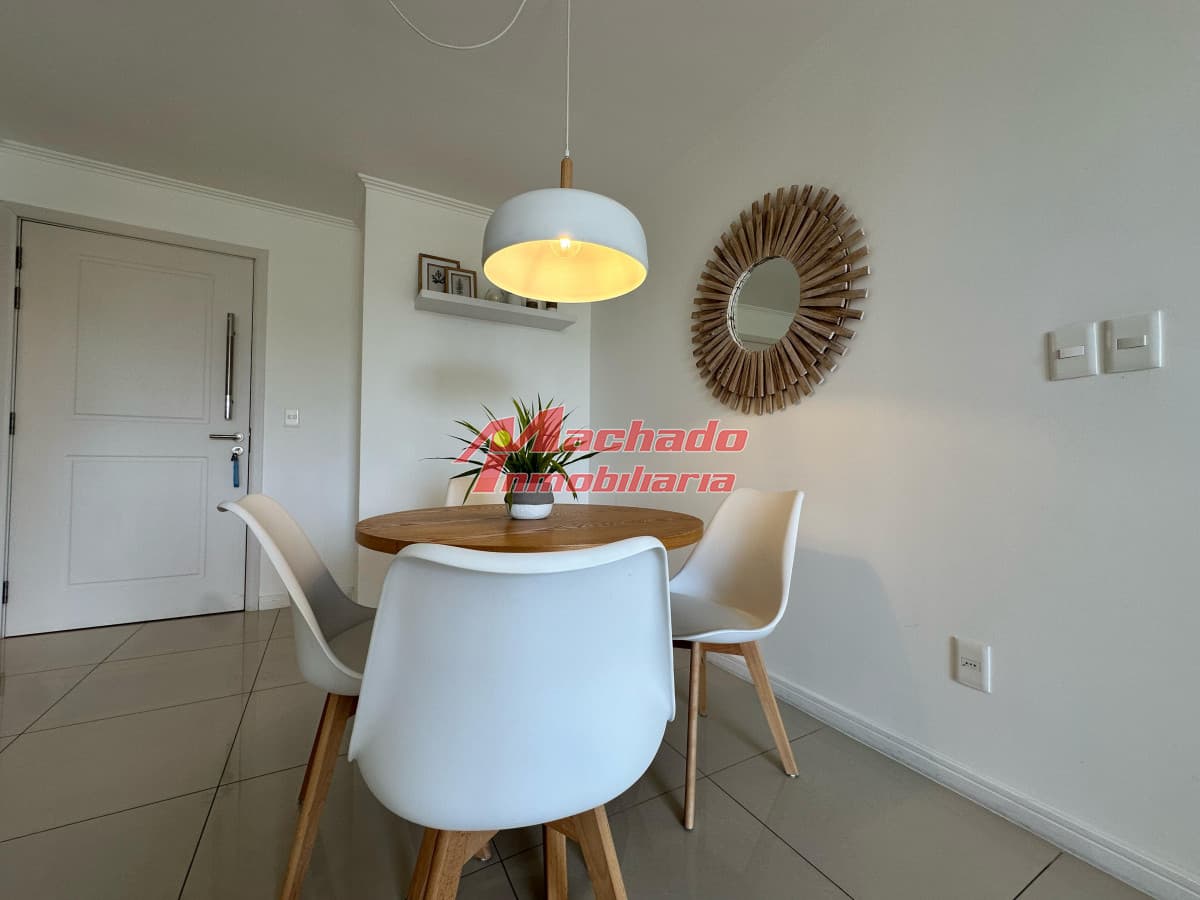 Venta de apartamento de 2 dormitorios en Place Lafayette - Punta del Este