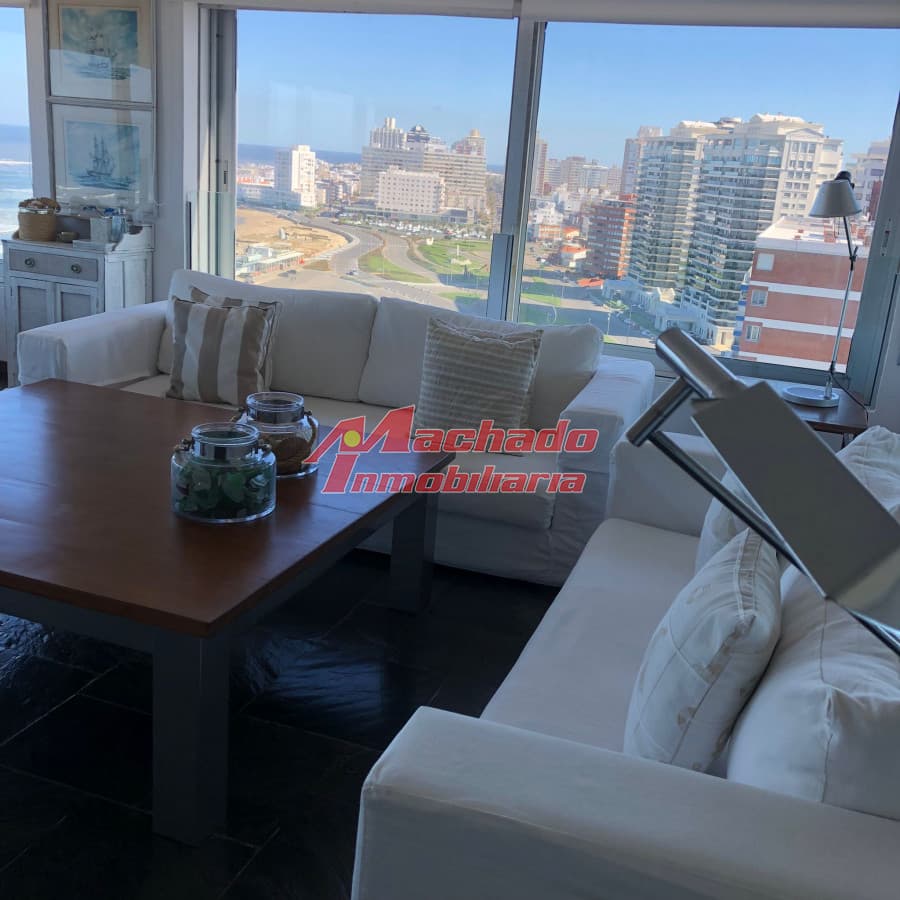 Alquiler por temporada de apartamento de 3 dormitorios en Punta del Este
