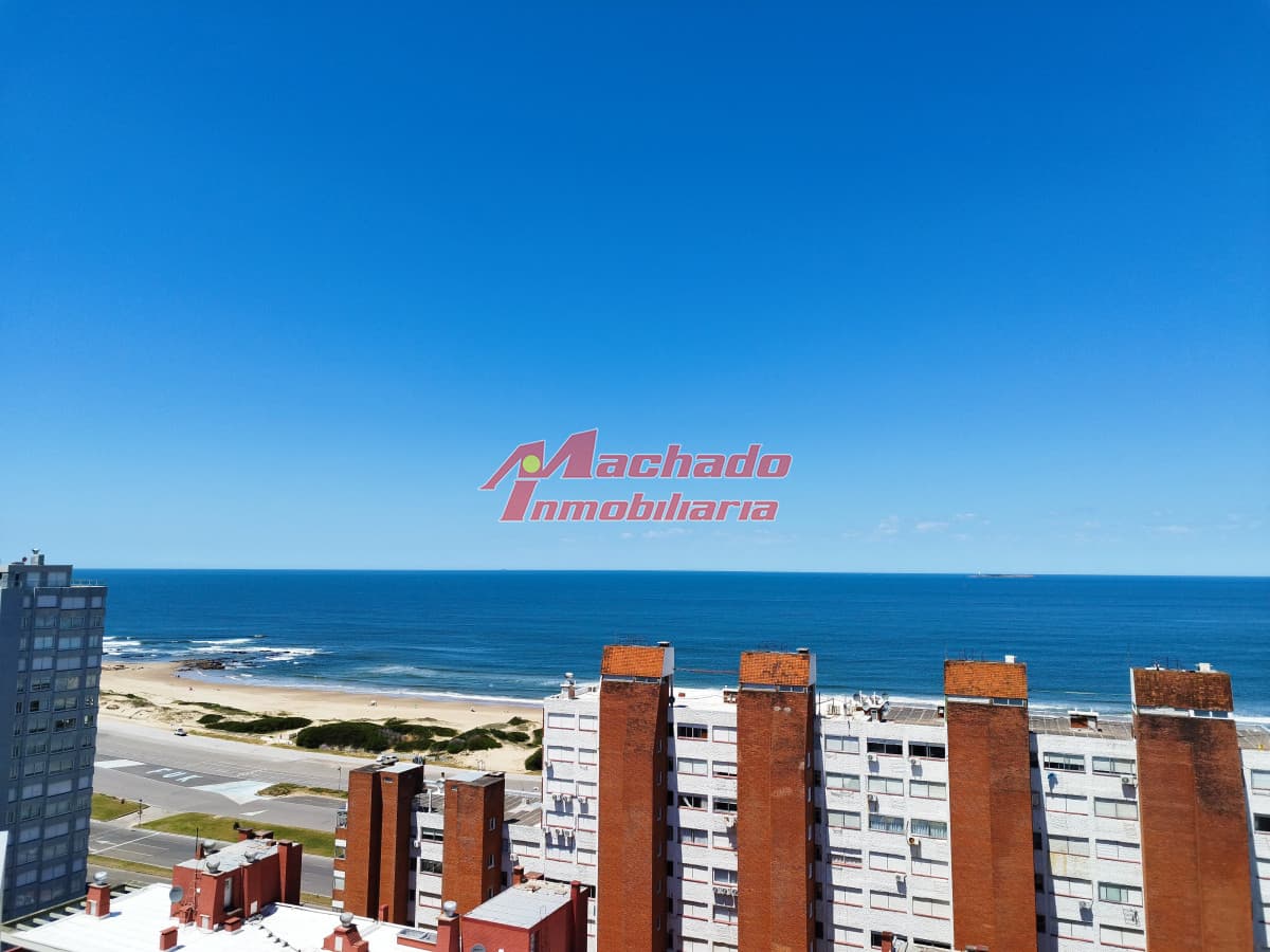 Alquiler de apartamento de dos dormitorios en Punta del Este