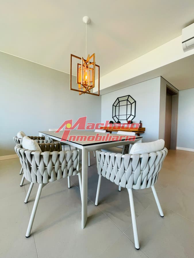 Alquiler  y venta de apartamento de 3 dormitorios en Punta del Este
