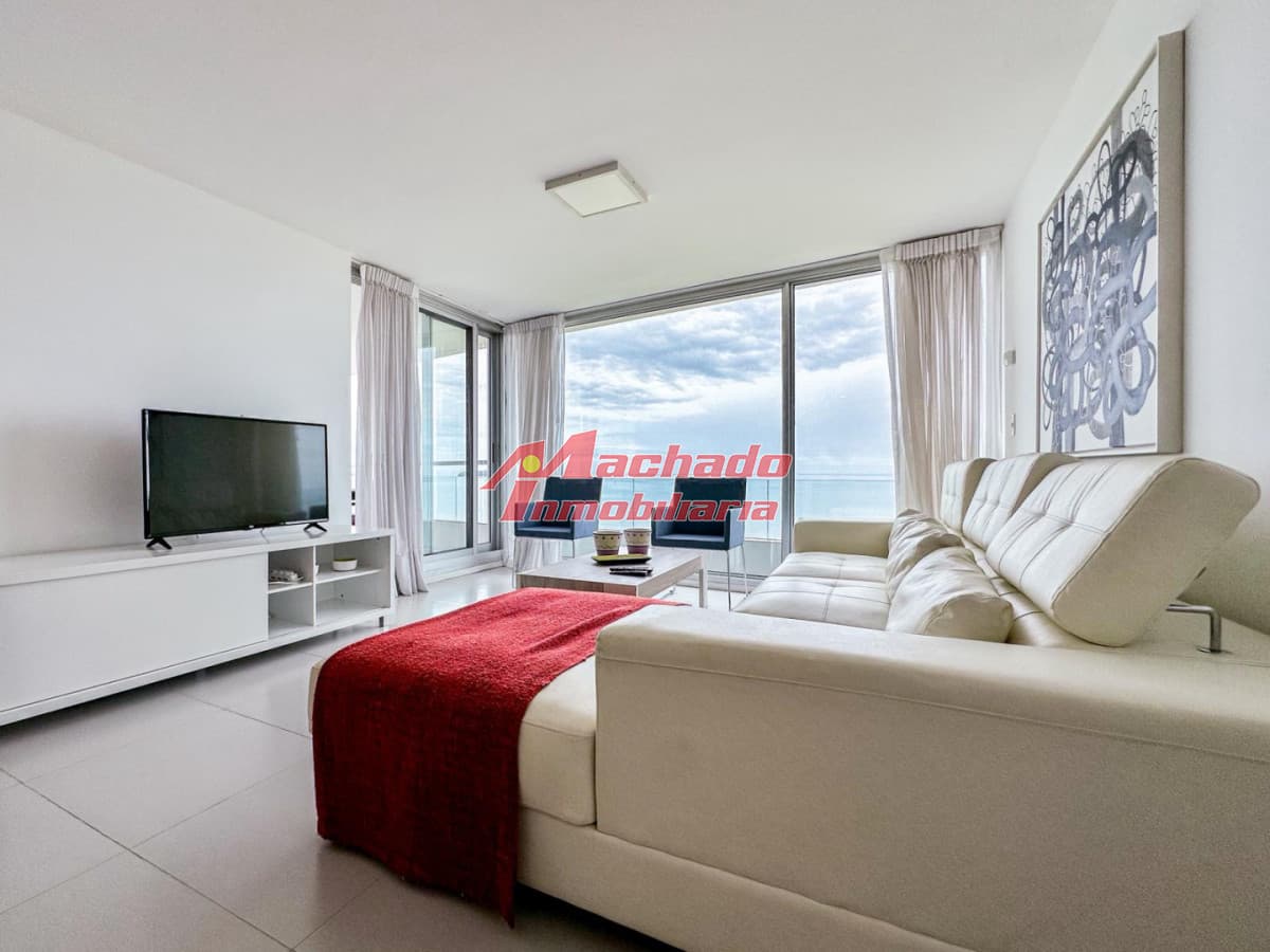 Apartamento en venta - Primera Linea playa mansa - Torre de categoria