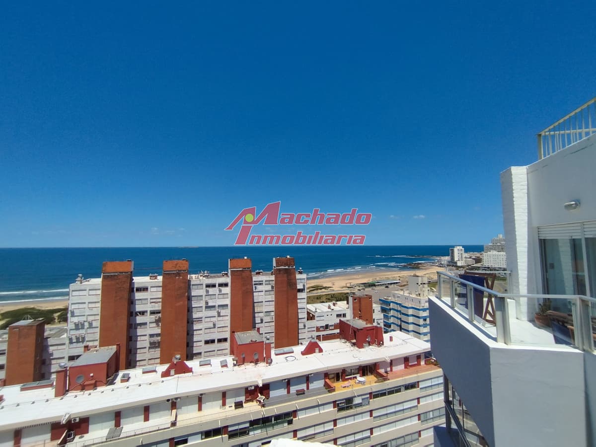 Alquiler de apartamento de dos dormitorios en Punta del Este