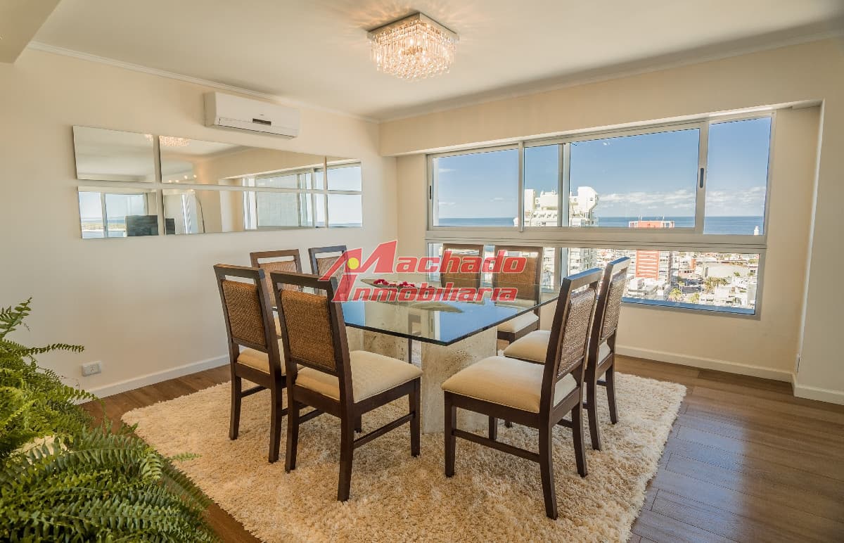 Alquiler, VENTA apartamento  Pent House dos dormitorios en Punta del Este