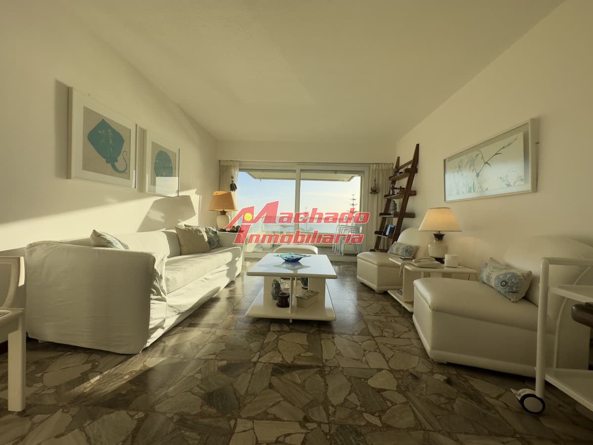 alquiler apartamento de 3 dormitorios en Punta del Este