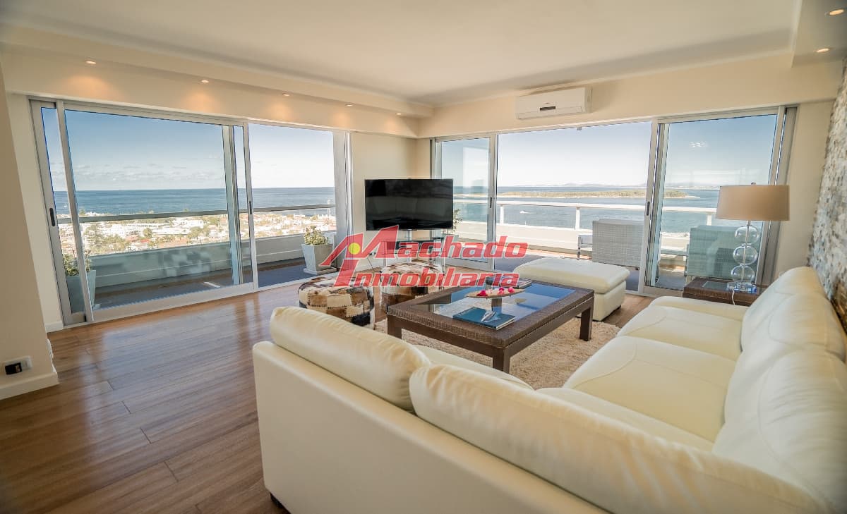 Alquiler, VENTA apartamento  Pent House dos dormitorios en Punta del Este