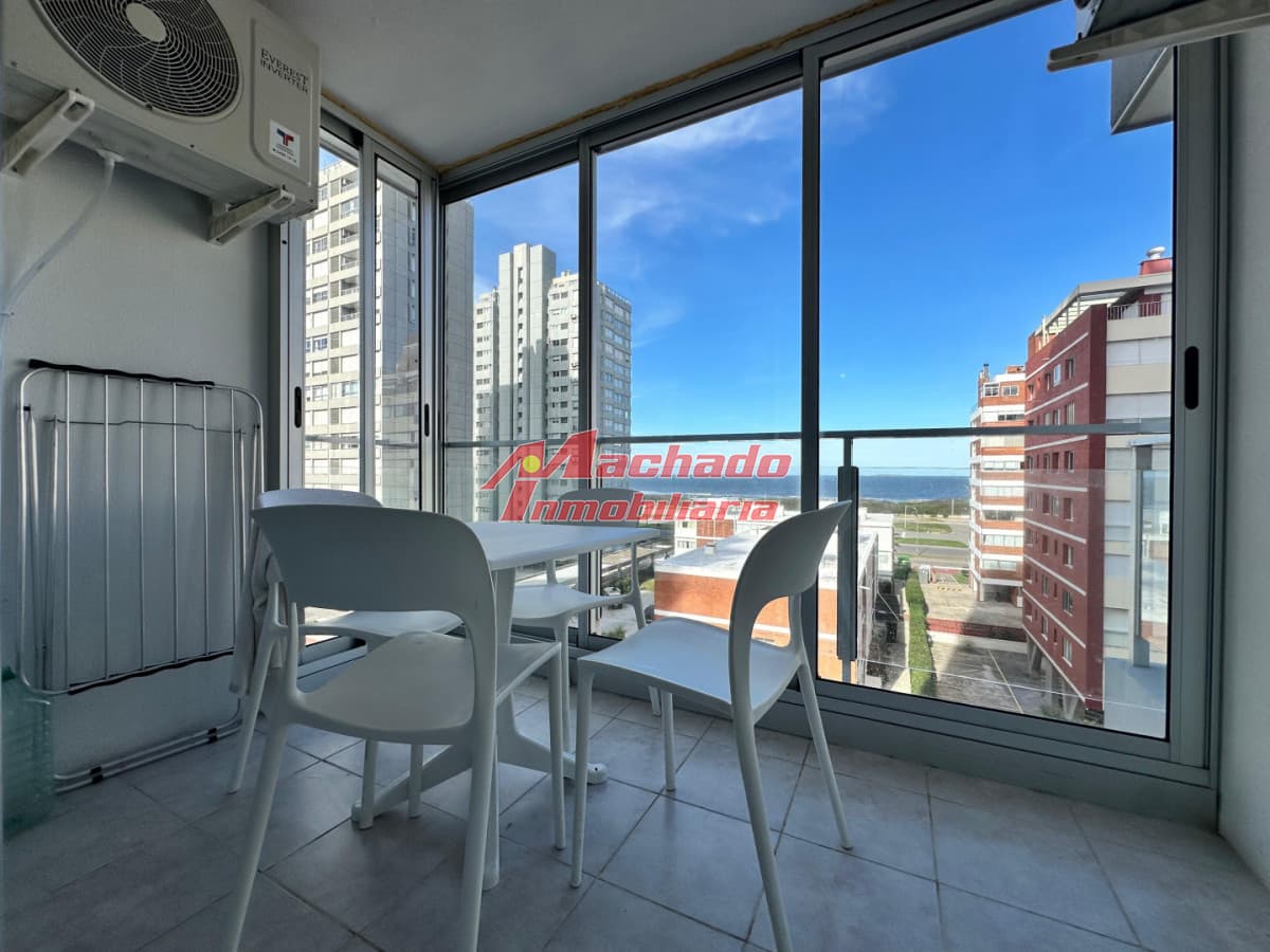 Alquiler de apartamento de dos dormitorios en Punta del Este