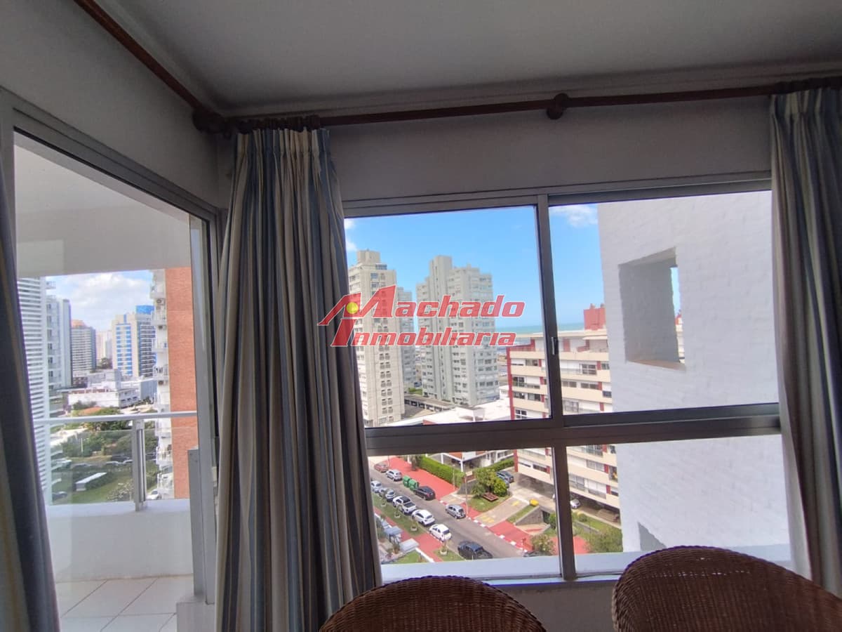 Apartamento de un dormitorio en alquiler en Punta del Este