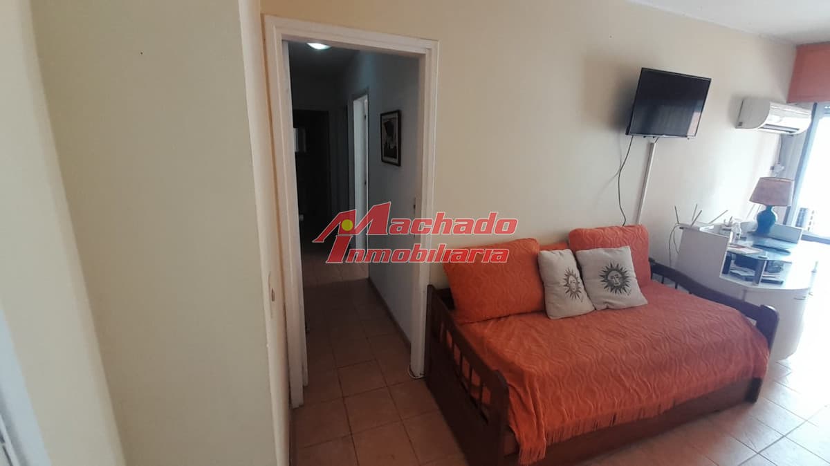 Apartamento de 2 dormitorios en alquiler temporal, playa brava
