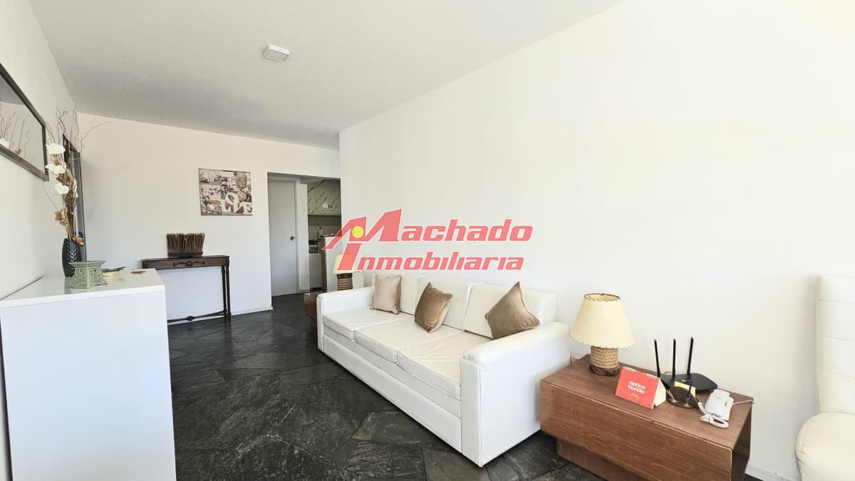 Apartamento en Venta de dos dormitorios en Punta del Este