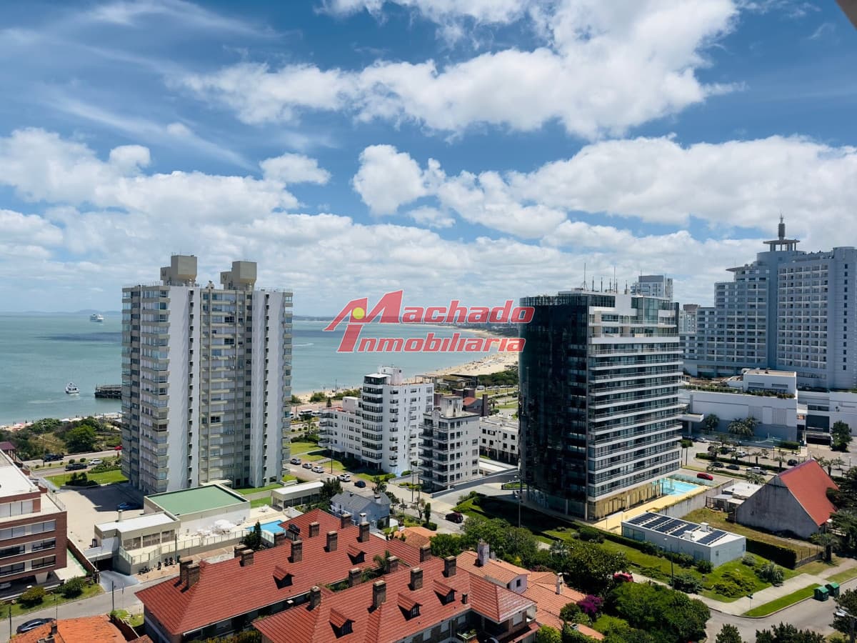Alquiler de apartamento de dos dormitorios en Punta del Este