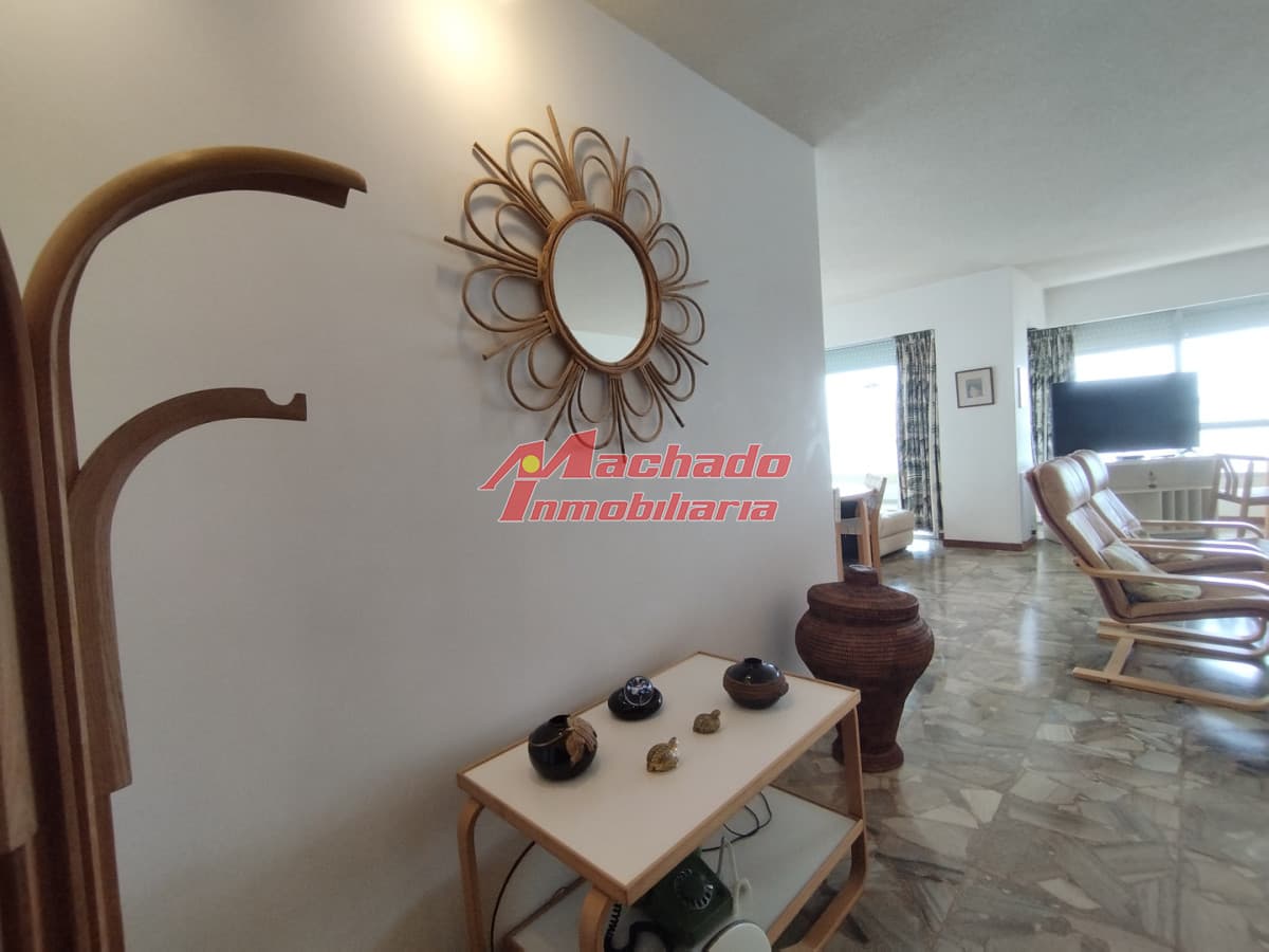 alquiler de apartamento sobre playa mansa