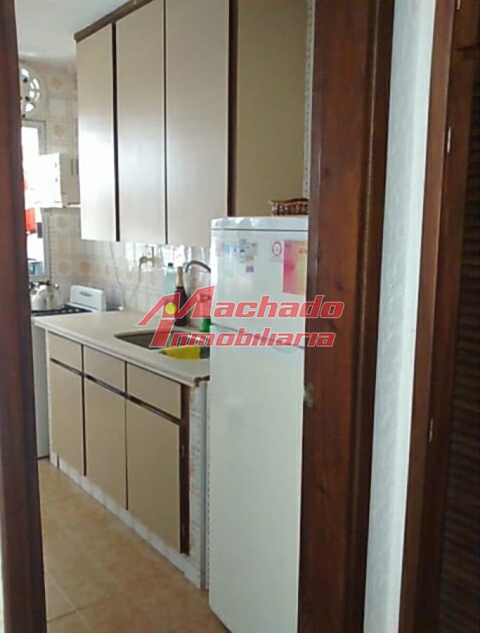 Muy comodo departamento , con todos los servicios, cerca del centro, parada 2 brava