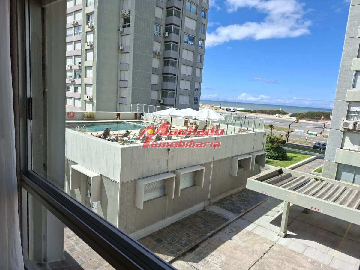 apartamento en venta zona Brava