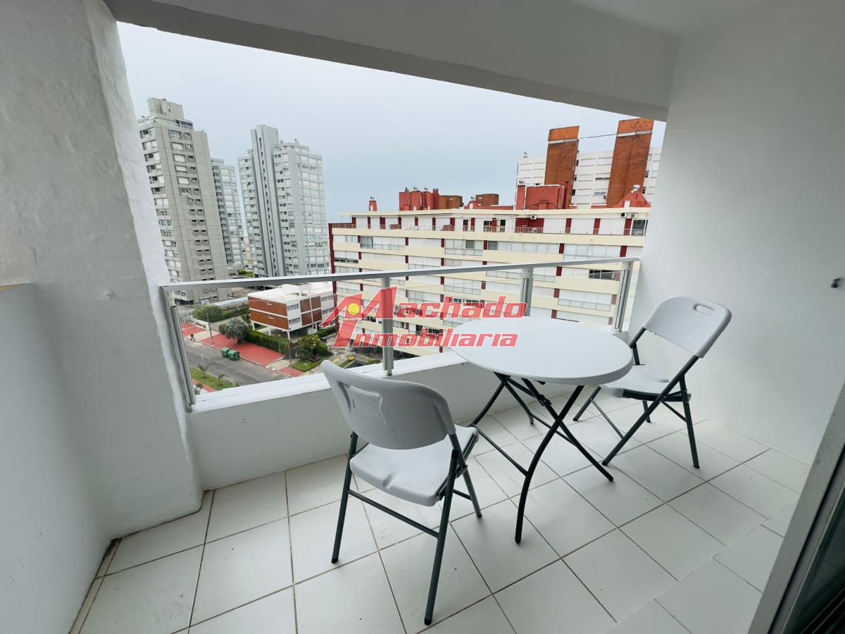 Apartamento de 1 dormitorio en alquiler de Temporada en Punta del este.