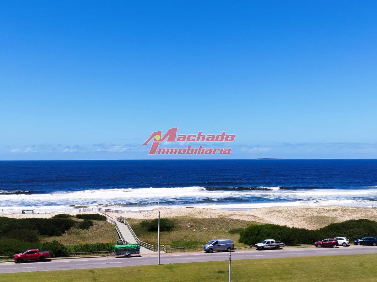 Apartamento en alquiler de 4 dormitorios en Punta del Este