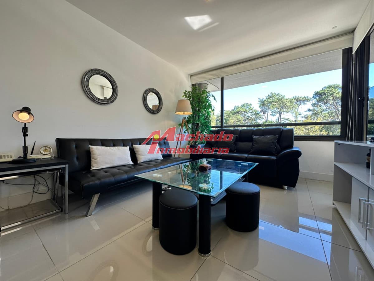 Apartamento de un dormitorio en venta en Punta del Este