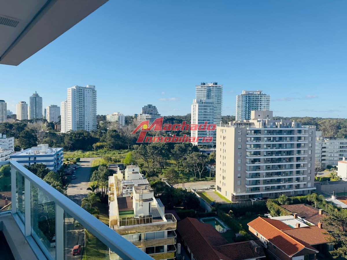 Alquiler de apartamento de dos dormitorios en Punta del Este