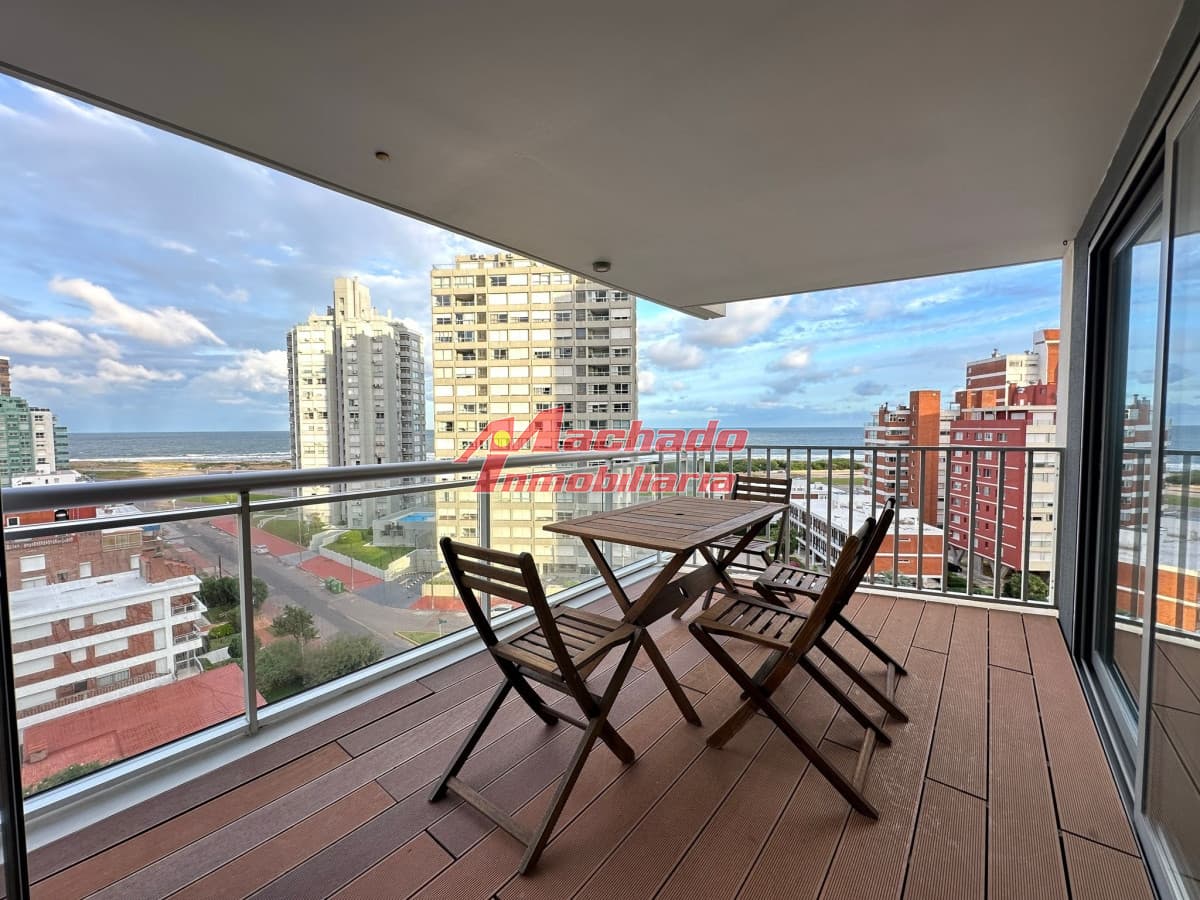 Alquiler de apartamento de dos dormitorios en Punta del Este