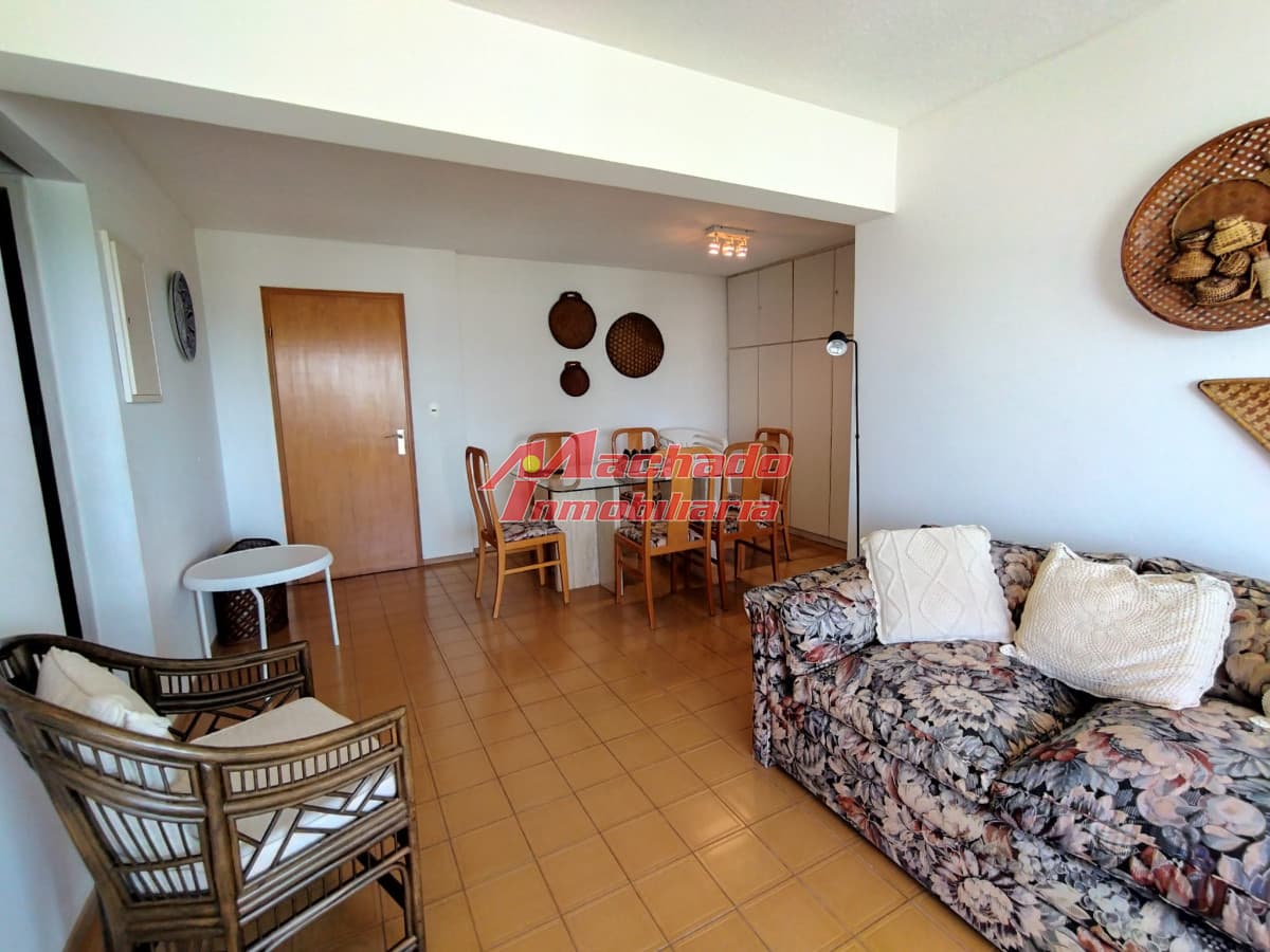 Alquilo apartamento de 1 dormitorio en Punta del Este