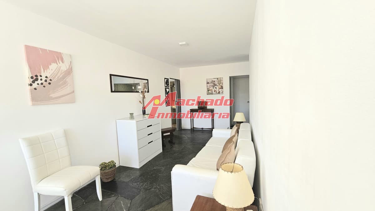 Apartamento en Venta de dos dormitorios en Punta del Este