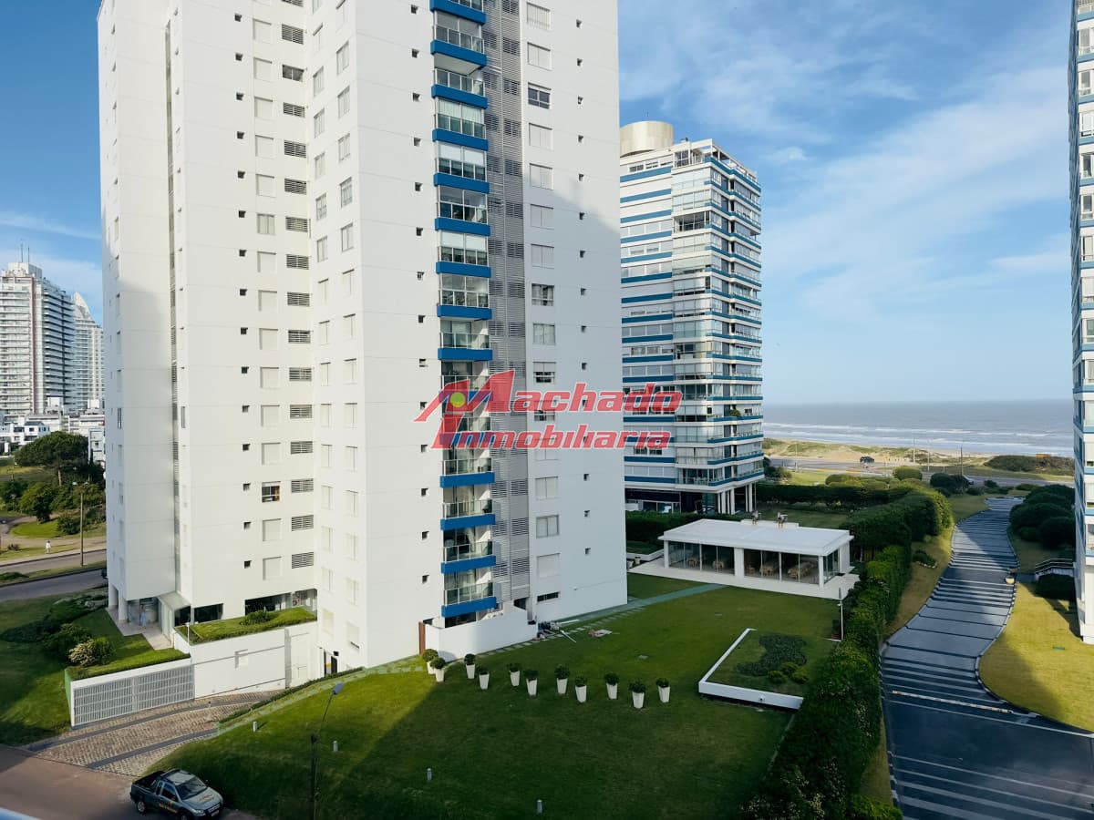 Apartamento en alquiler de un dormitorio zona playa brava