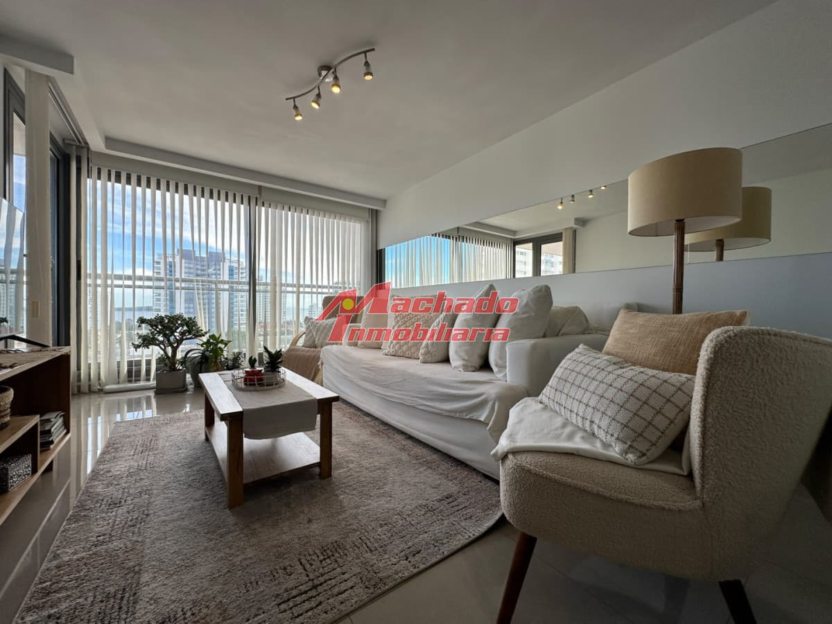 Apartamento de 2 dormitorios en Alquiler de temporada en Punta del Este
