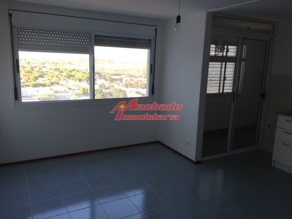 Venta de apartamento de dos dormitorios en San Carlos