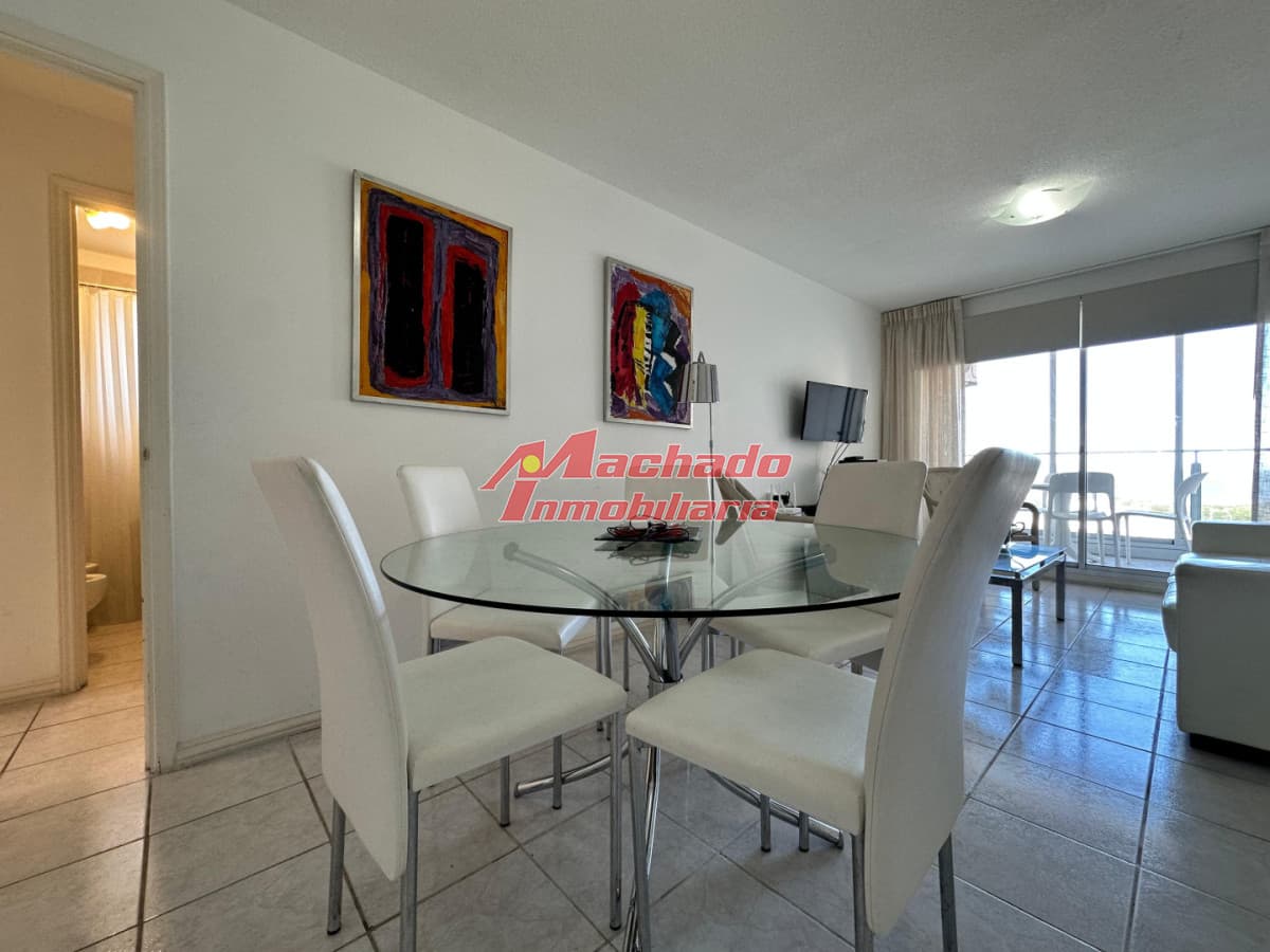 Alquiler de apartamento de dos dormitorios en Punta del Este