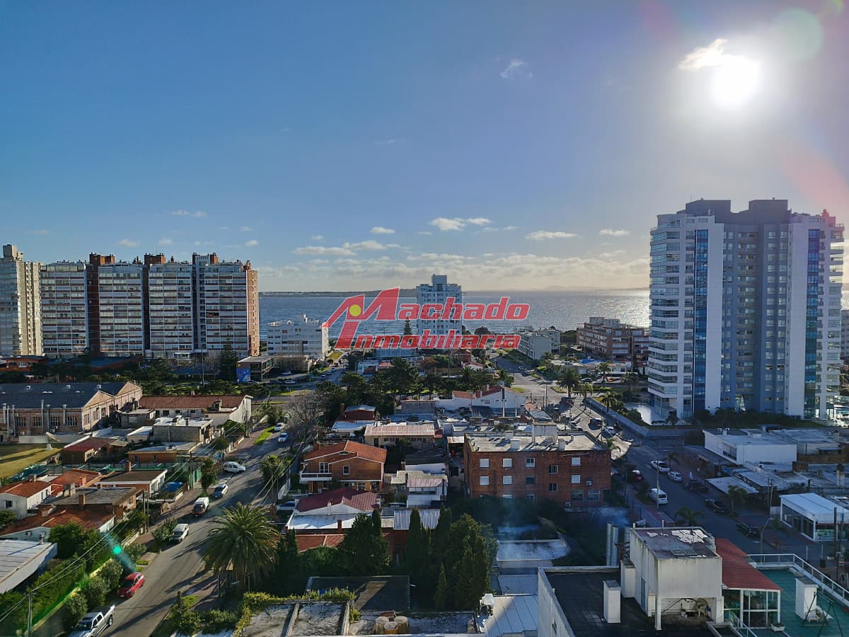 Alquiler de temporada de apartamento de tres dormitorios en Punta del Este