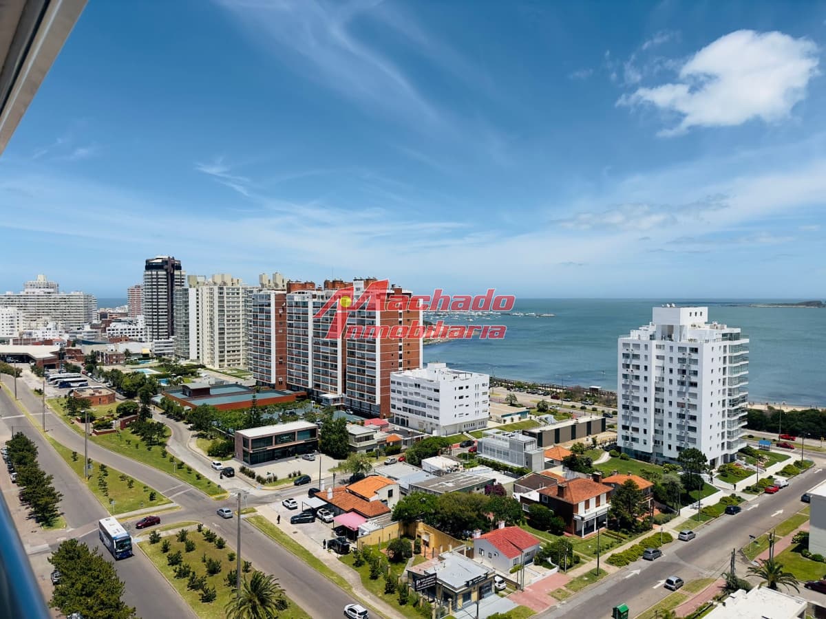 Alquiler de apartamento de dos dormitorios en Punta del Este