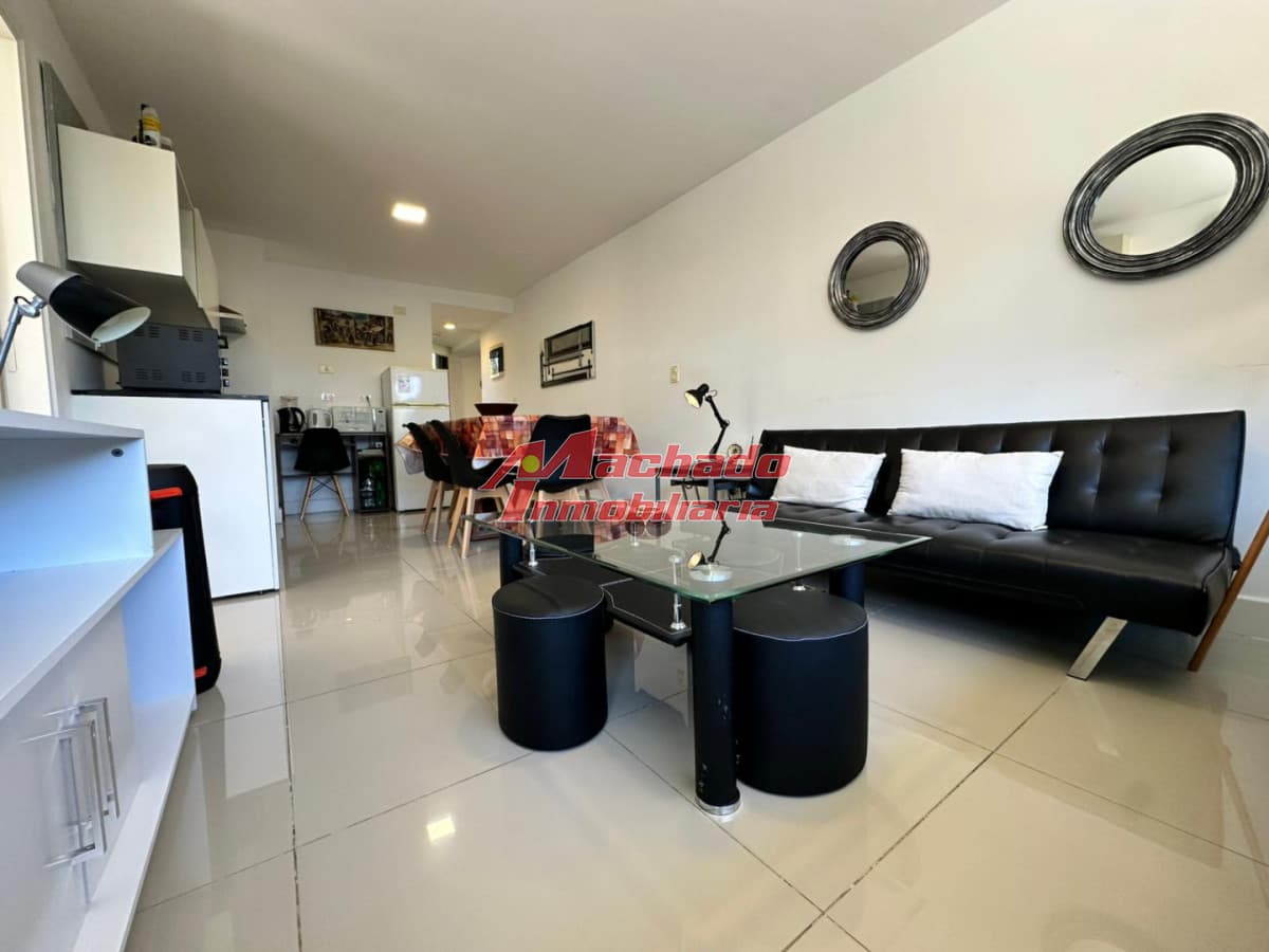 Apartamento de un dormitorio en venta en Punta del Este