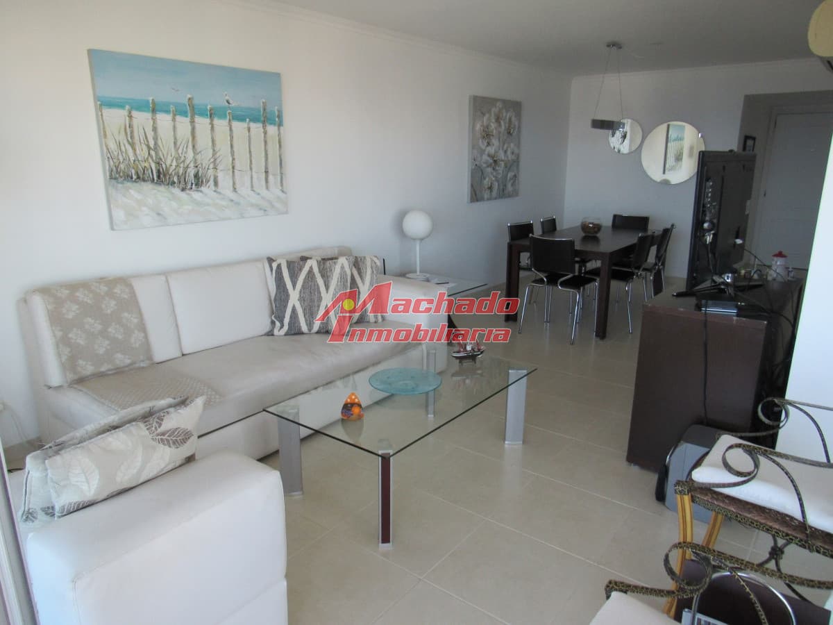 ALQUILER Apartamento de 2 dormitorios en Mansa