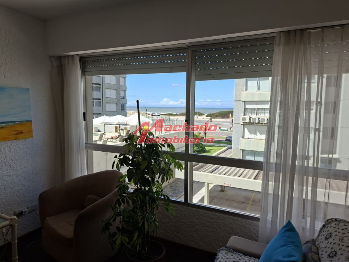 apartamento en venta zona Brava
