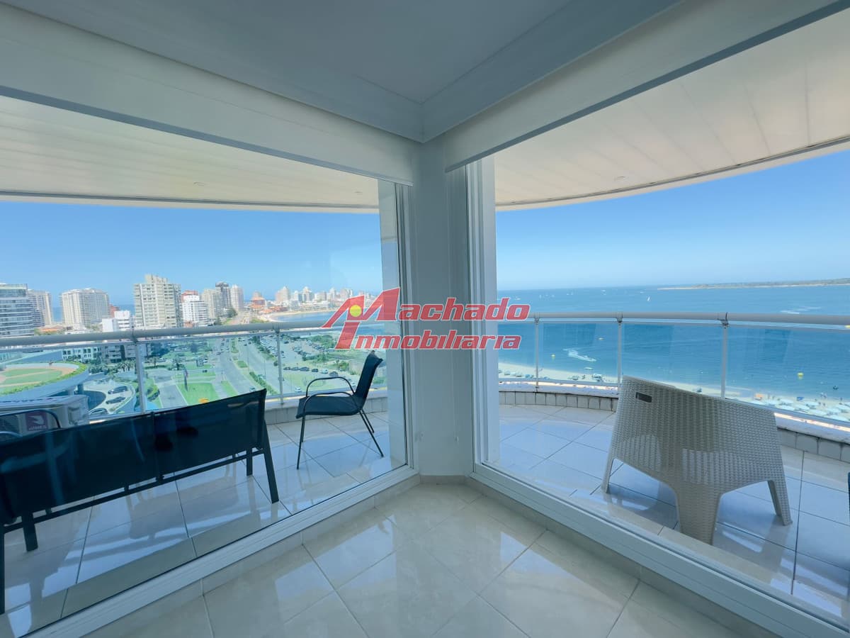 Apto en venta, excelente vista a la playa mansa, isla gorriti.