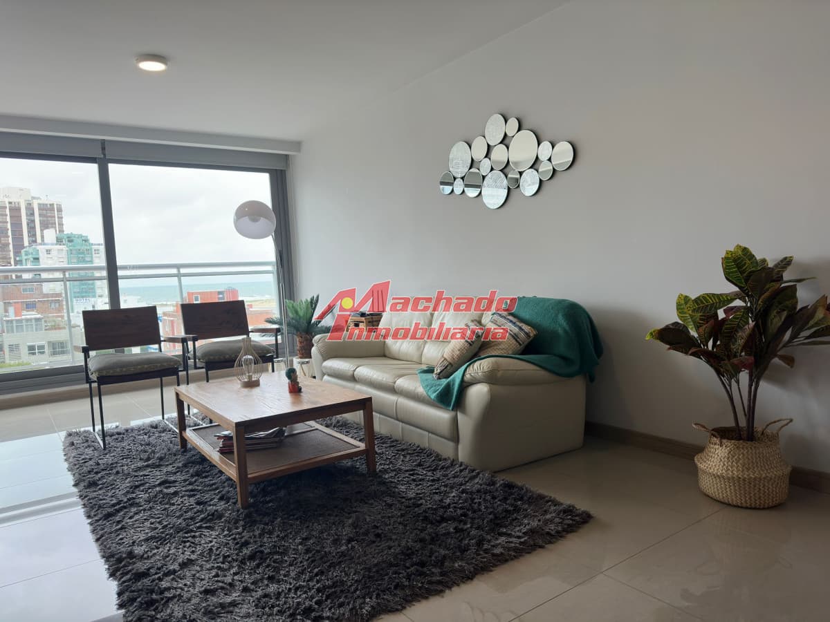 Apartamento en alquiler de 2 dormitorios en Punta del Este