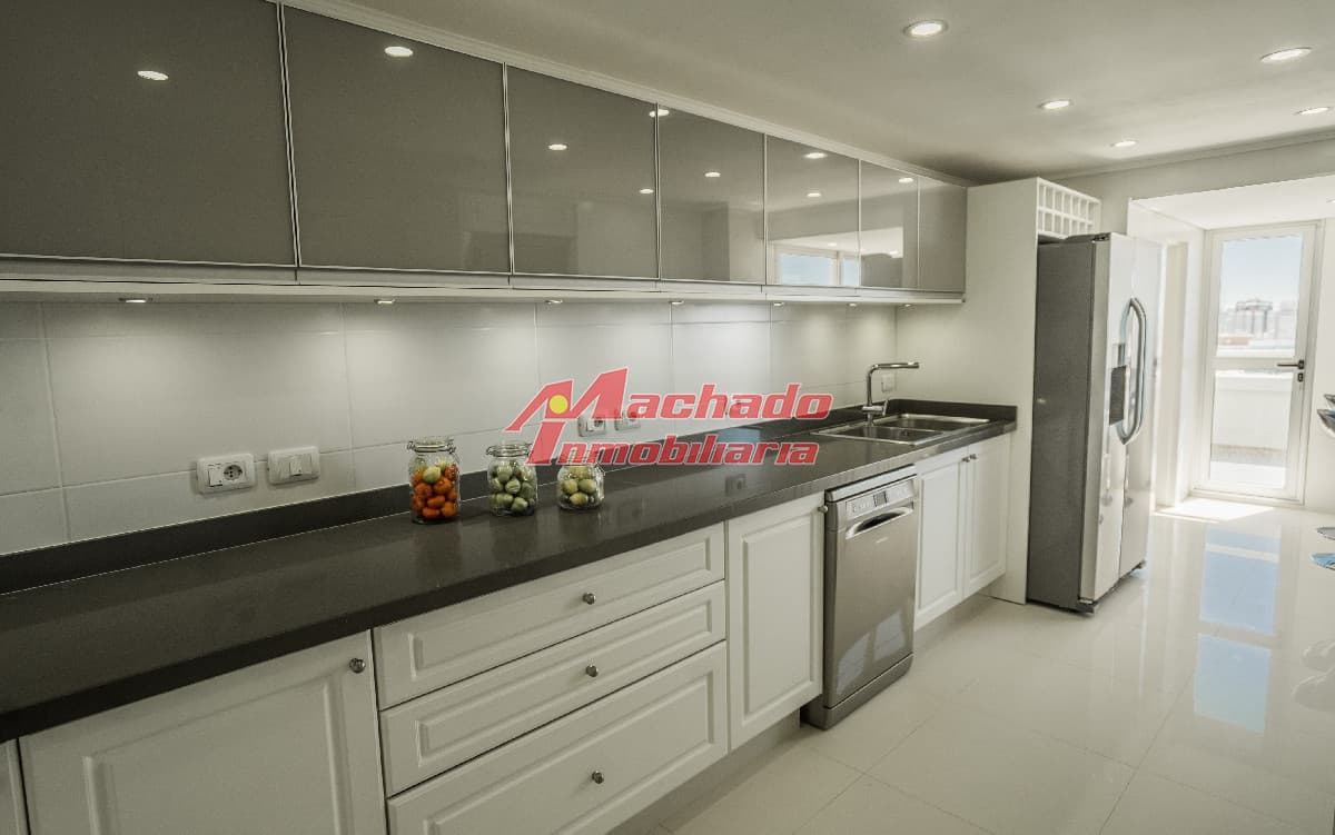 Alquiler, VENTA apartamento  Pent House dos dormitorios en Punta del Este