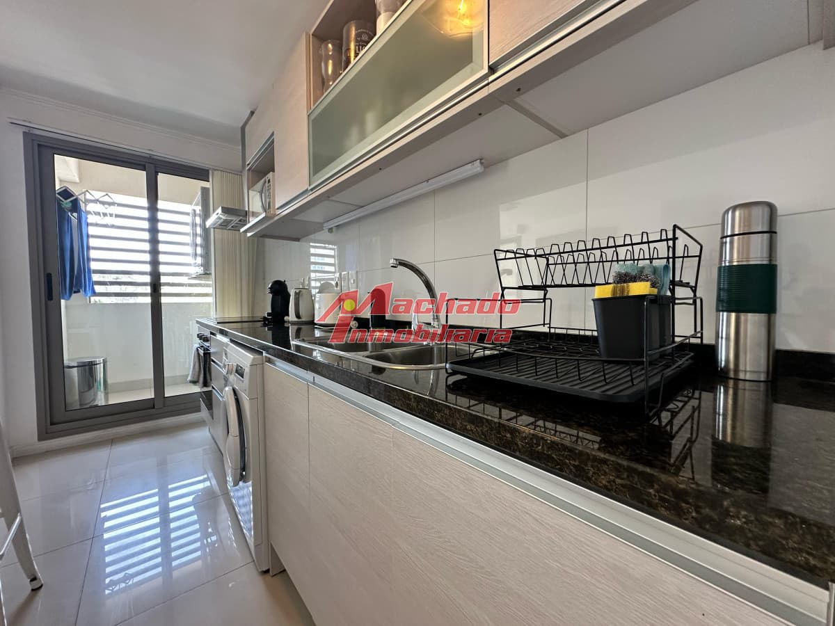 Venta de apartamento de 2 dormitorios en Place Lafayette - Punta del Este