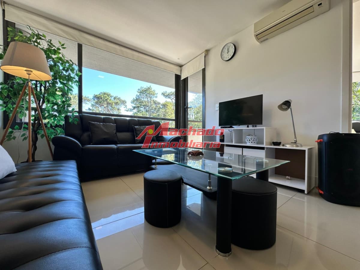 Apartamento de un dormitorio en venta en Punta del Este