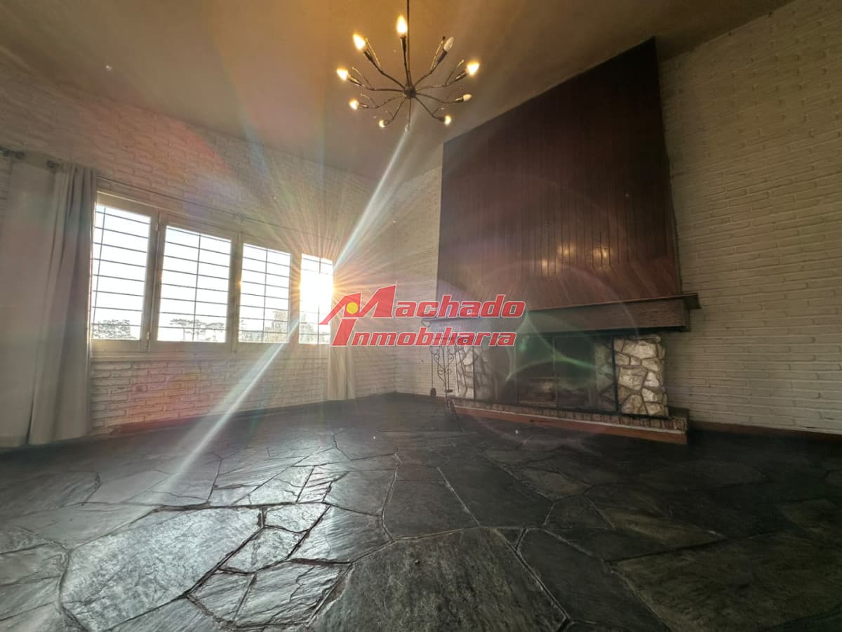 Venta de casa PH a Reciclar en Punta del Este.