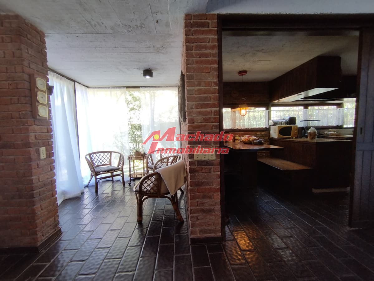 Alquiler de temporada de casa de 4 dormitorios en Punta del Este