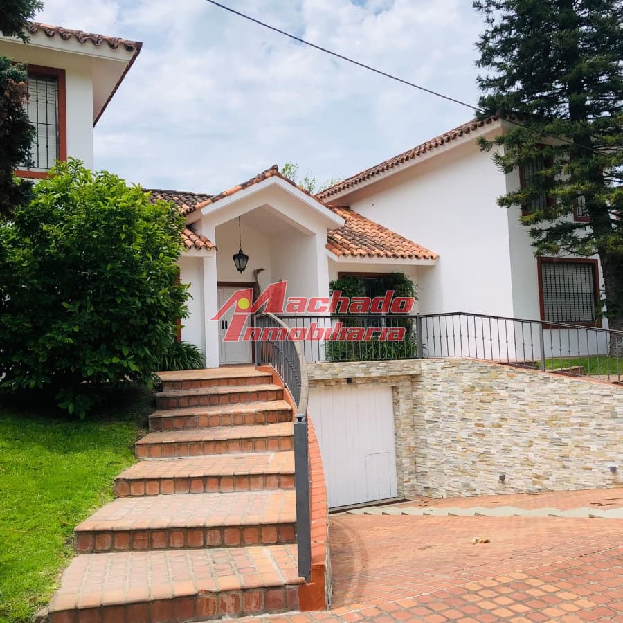 Casa de 4 dormitorios en venta en San Rafael