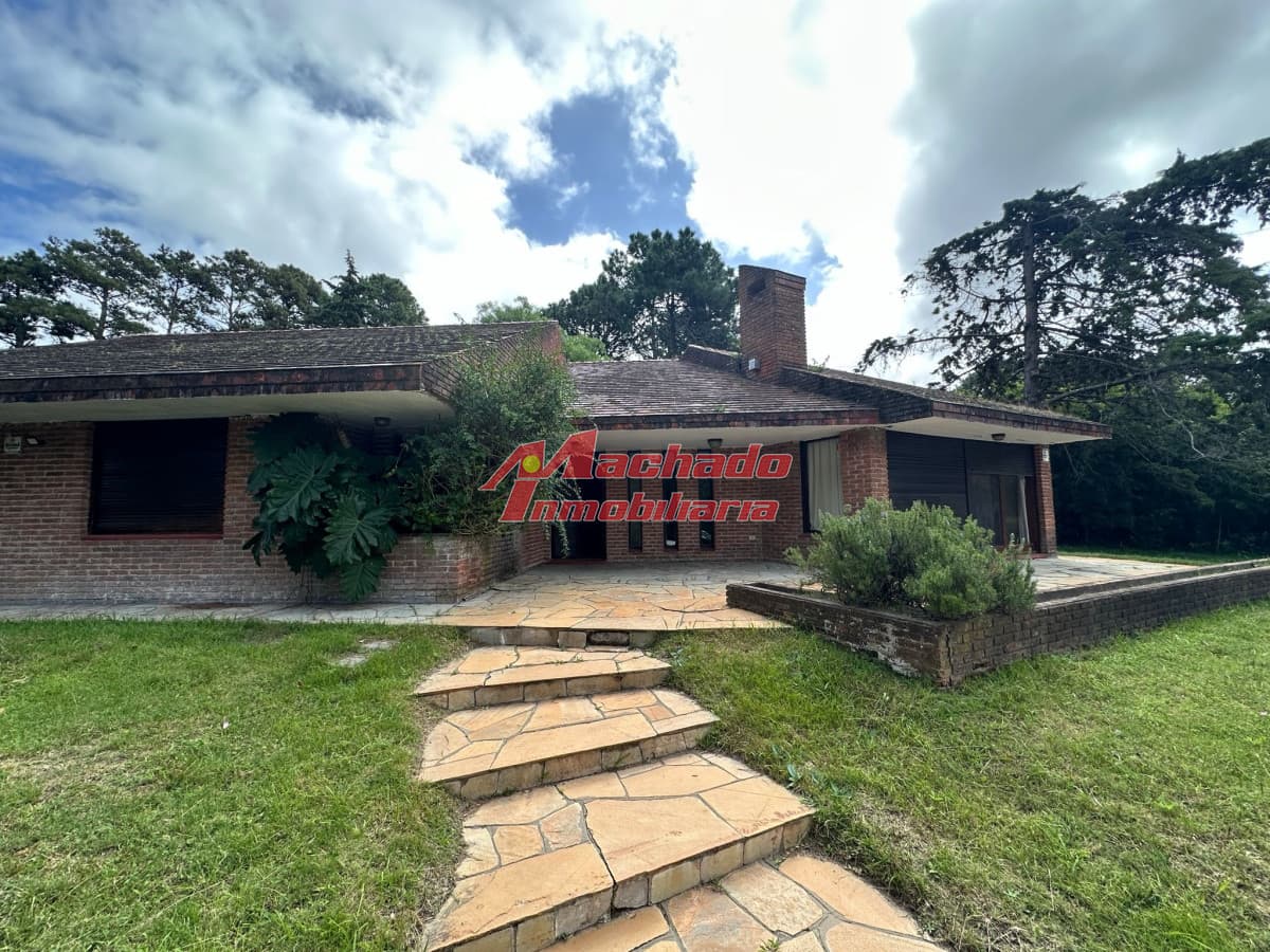 Venta de casa de 3 dormitorios en Punta del Este