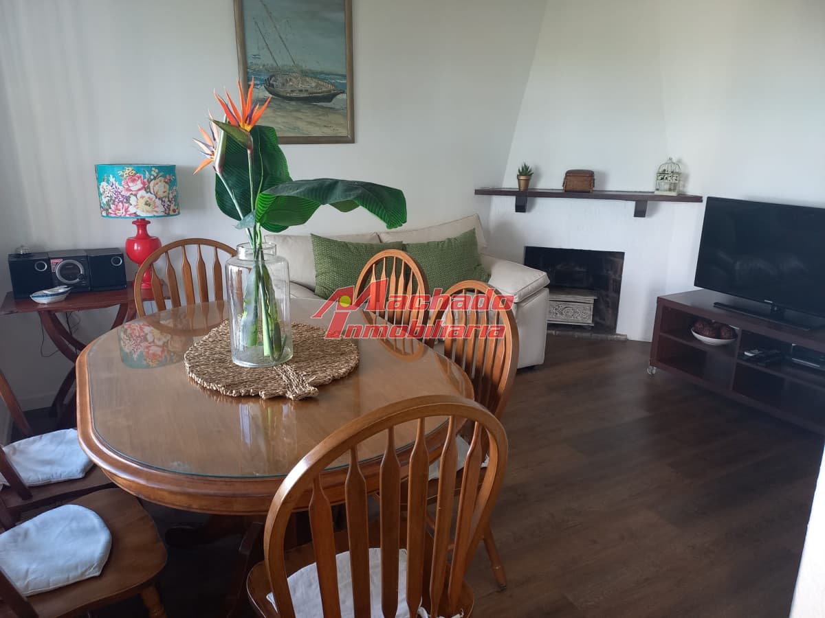 Alquiler de casa de dos dormitorios en Punta del Este
