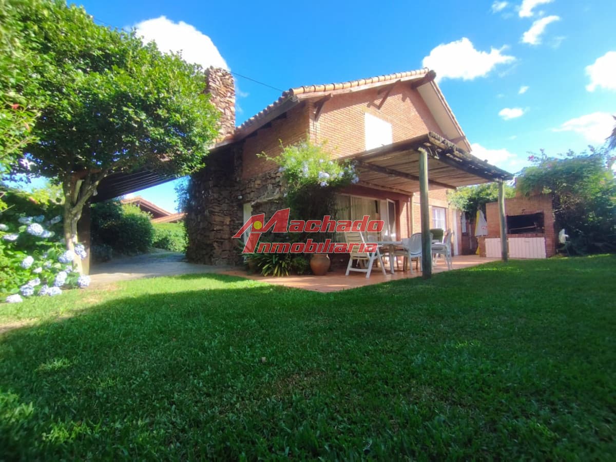 Alquiler de casa en Primera linea mansa