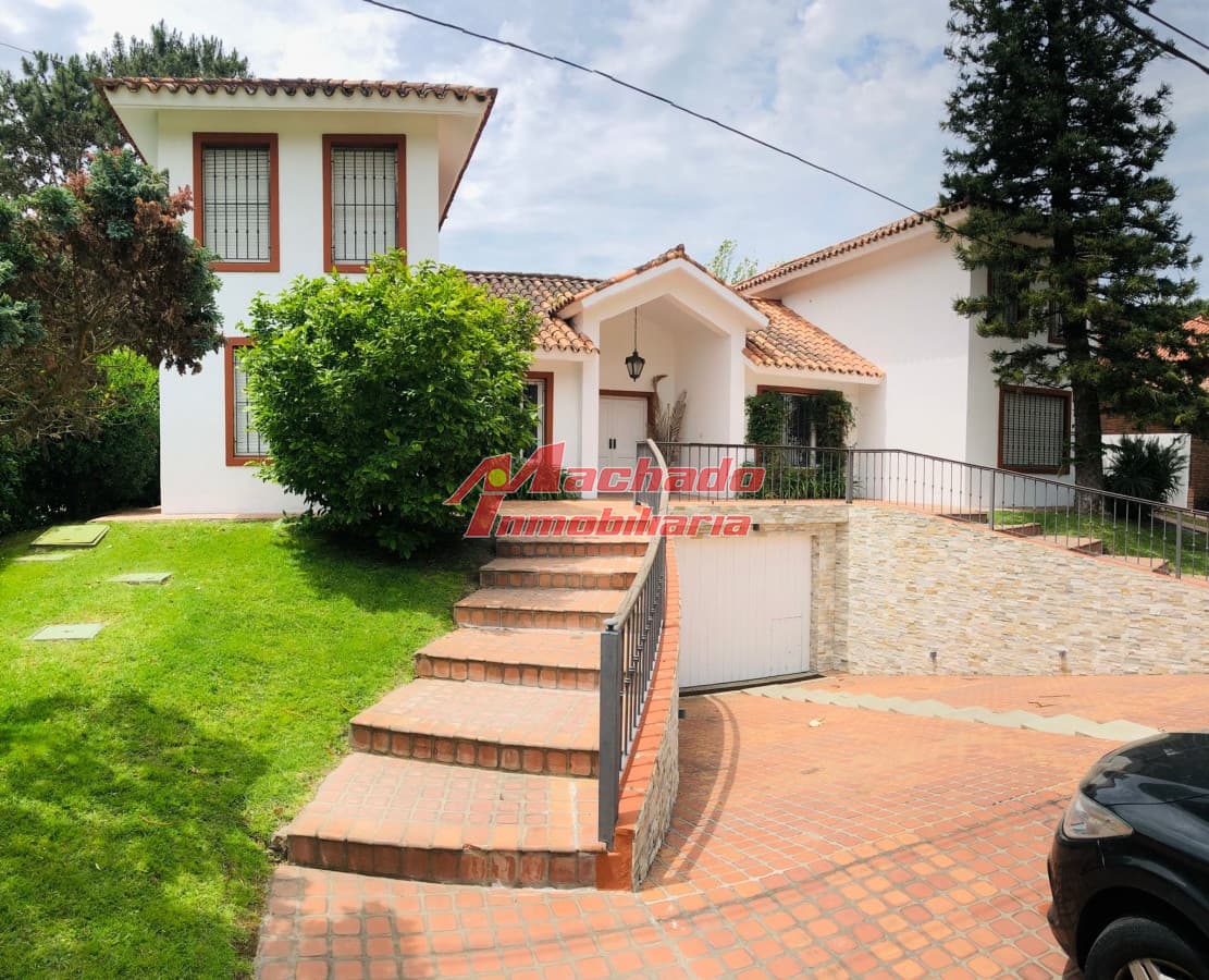 Casa de 4 dormitorios en venta en San Rafael